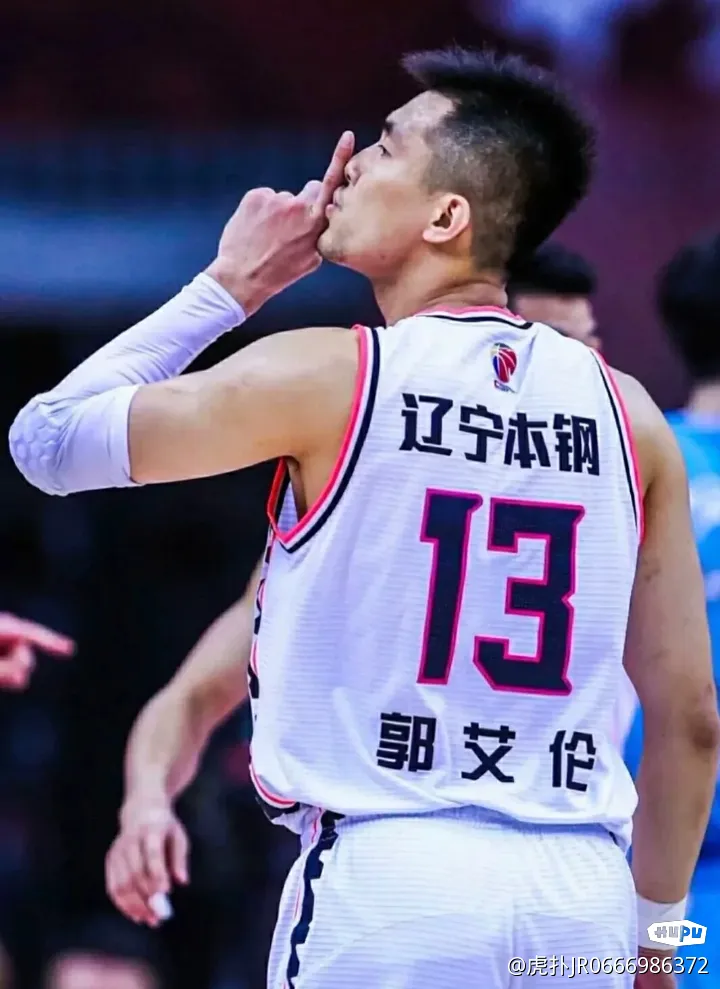 包含辽宁本钢内部会议纪要流出：训练课后队长鼓劲，CBA常规赛使命明确，数据层面出现新趋势的词条